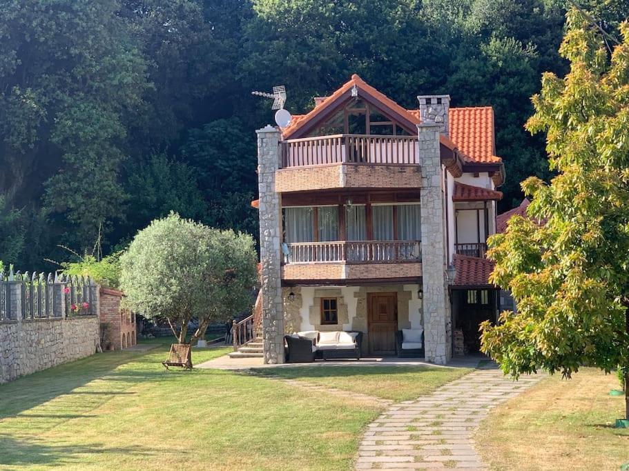 Casa Con Amplio Jardin En Pechon 빌라 외부 사진