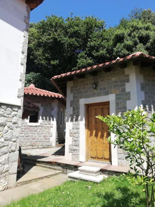 Casa Con Amplio Jardin En Pechon 빌라 외부 사진